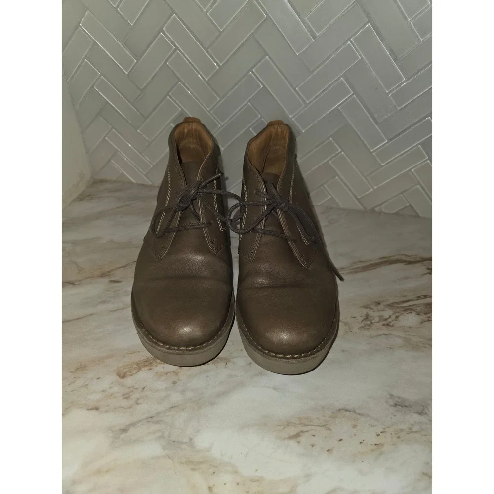 Clarks Unstructured Leather Ankle Chukka Boots Lace Up Casual Olive Brown